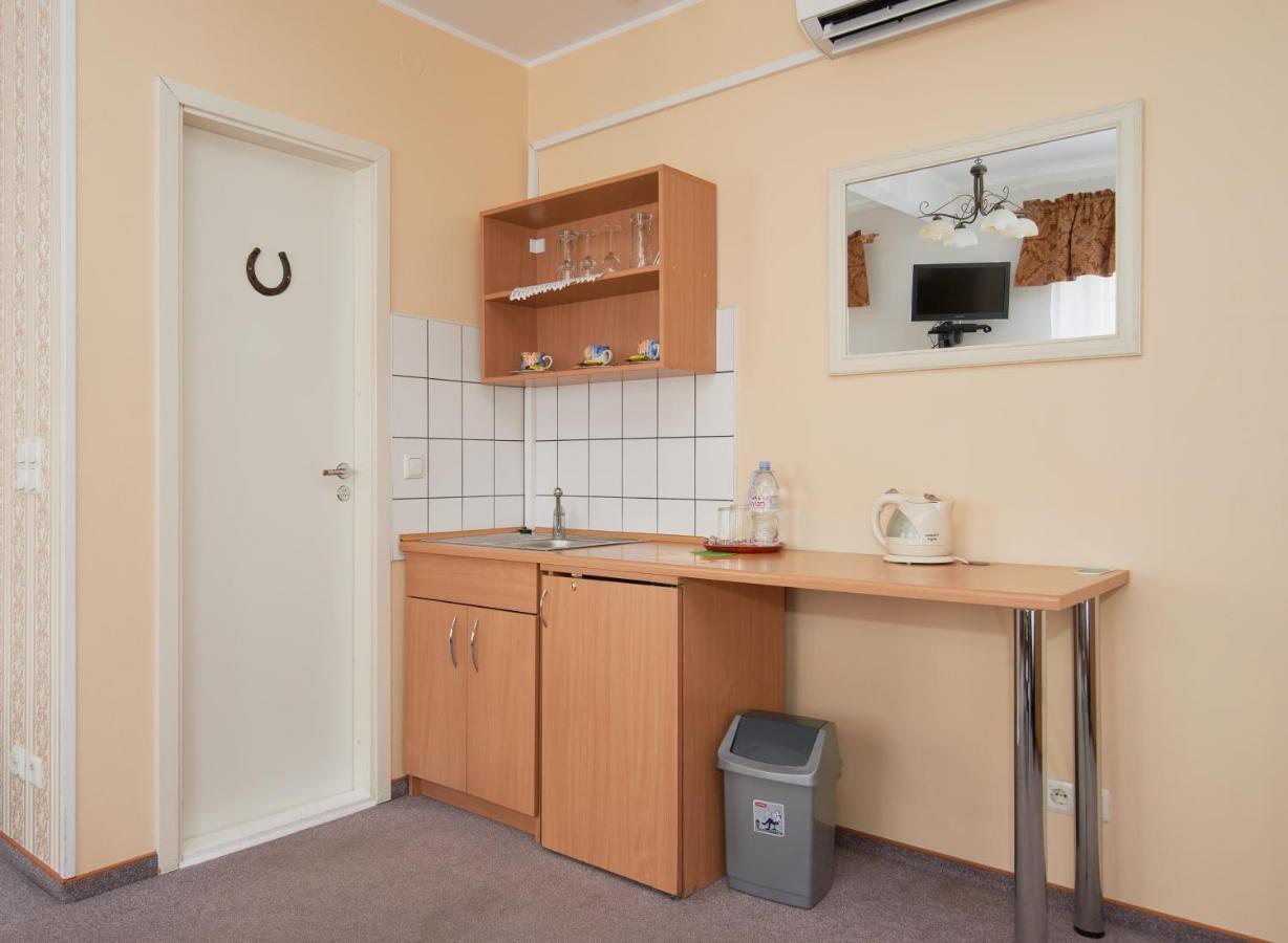 Angel Town Hall Apartments Vilna Exterior foto